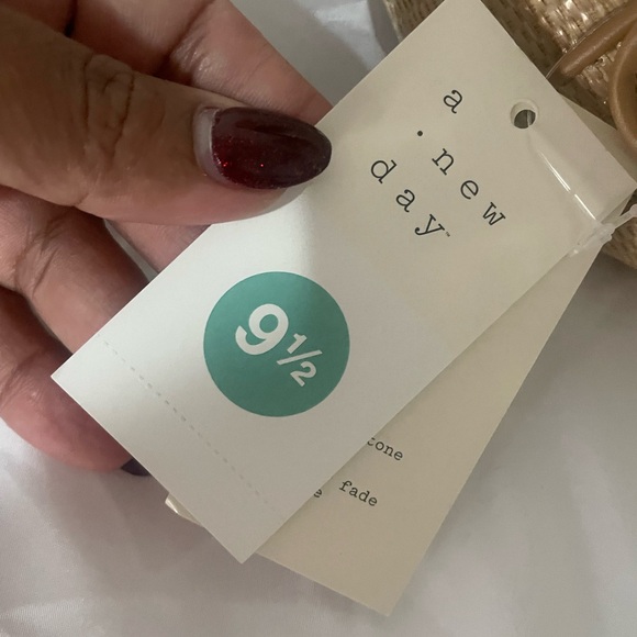 A New Day Women's Tan and Cream Mules - Picture 3 of 13